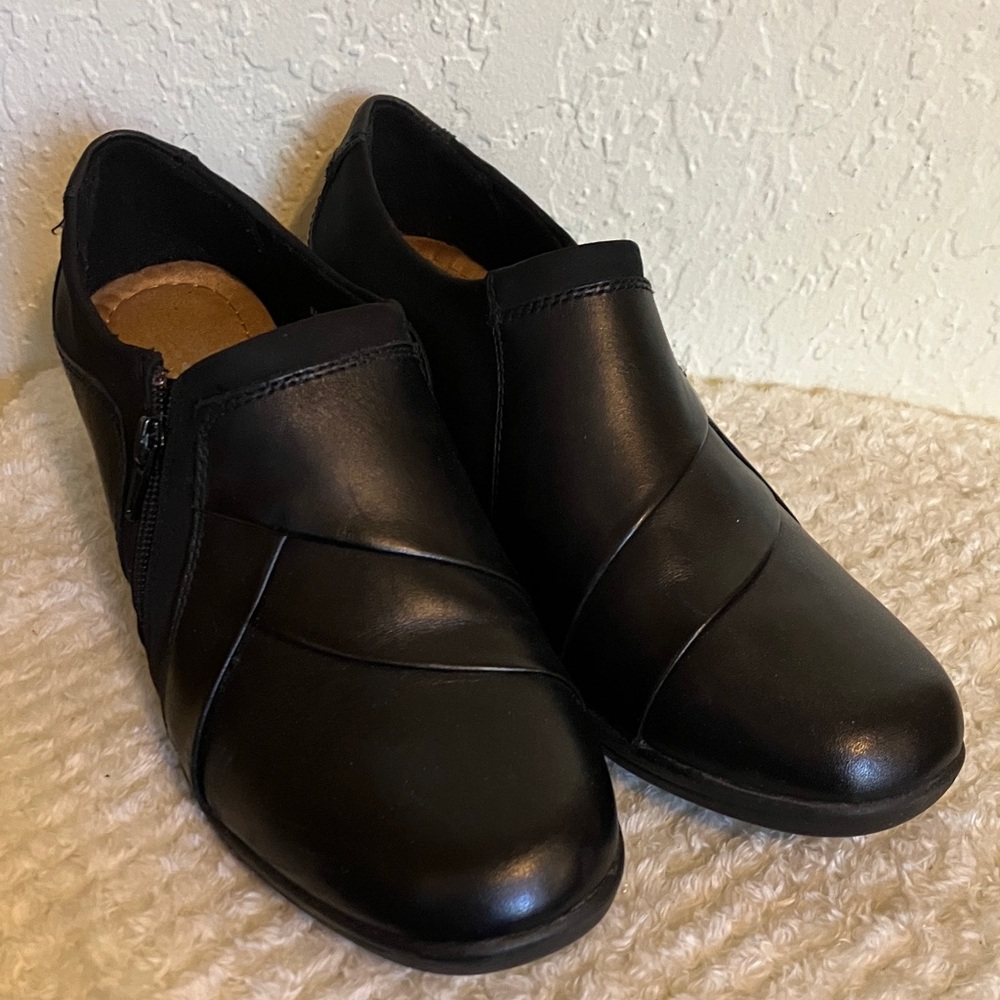 I Love Comfort Shoes Women’s Marietta Size 8.5M Blk Leather Side Zip 2”Heel